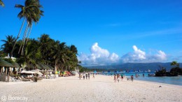 Der White Beach auf Boracay, Philippinen